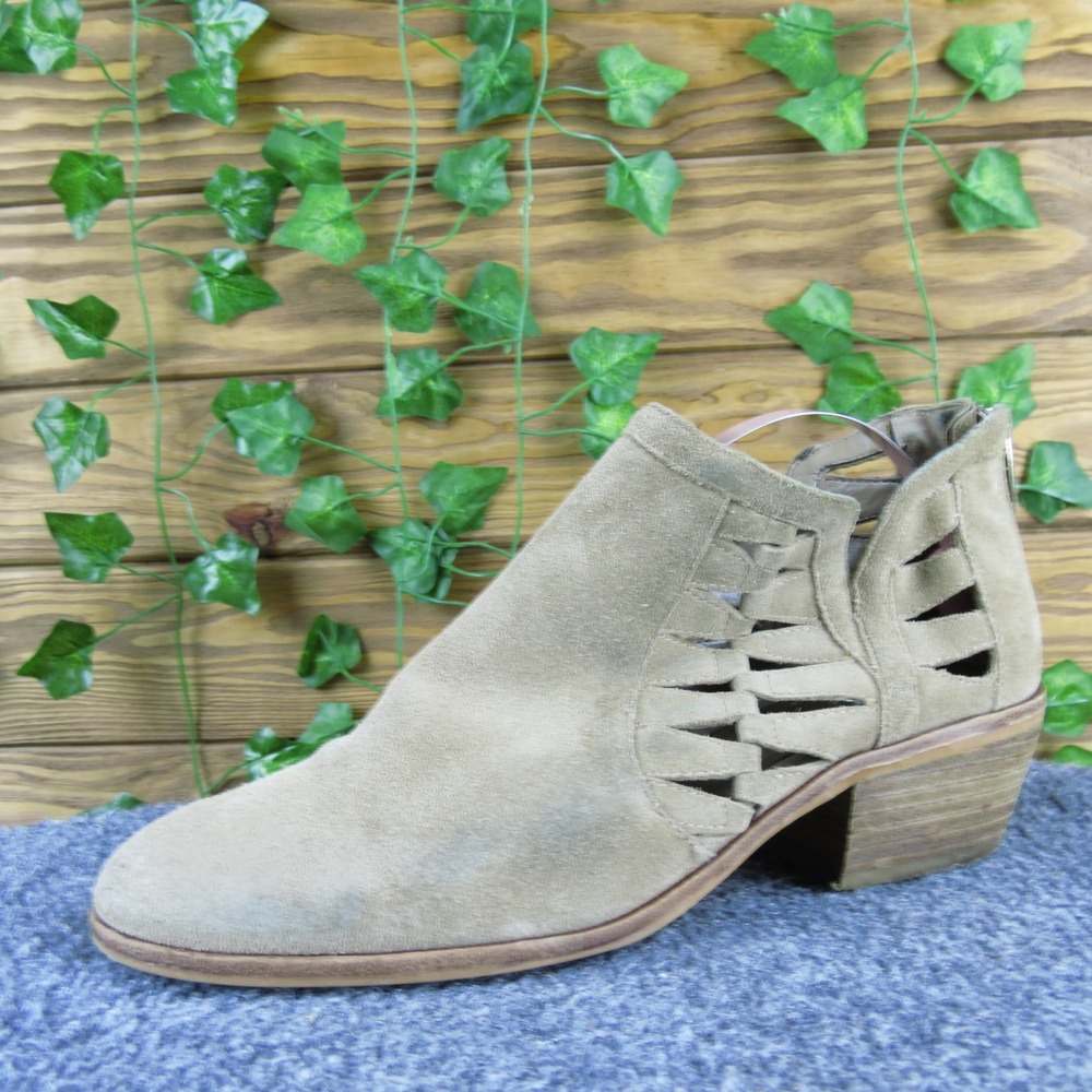 Vince Camuto Beige Suede Women 8.5 Cutout Ankle Boots Block Heel‎ Zip Booties